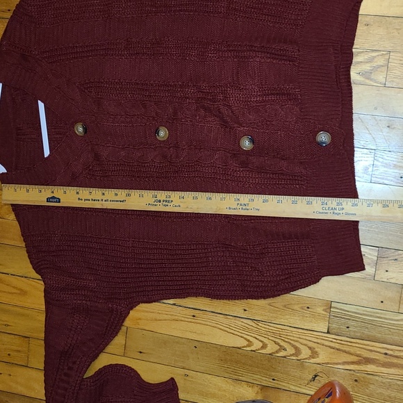 Burgandy Cardigan.  PTP is 27. - Picture 9 of 10